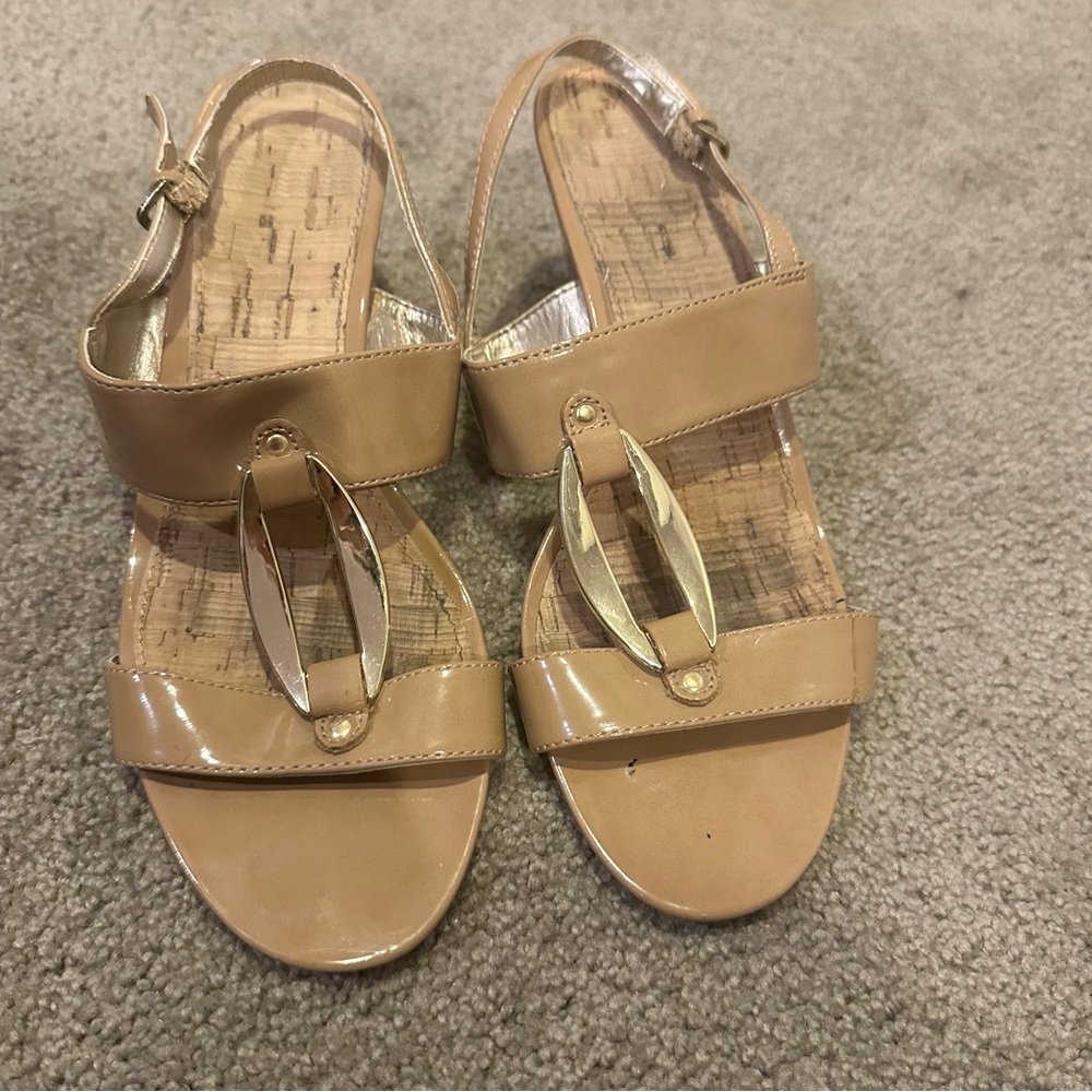 Bandolino Wedge Sandals Patent Leather Cork Sole